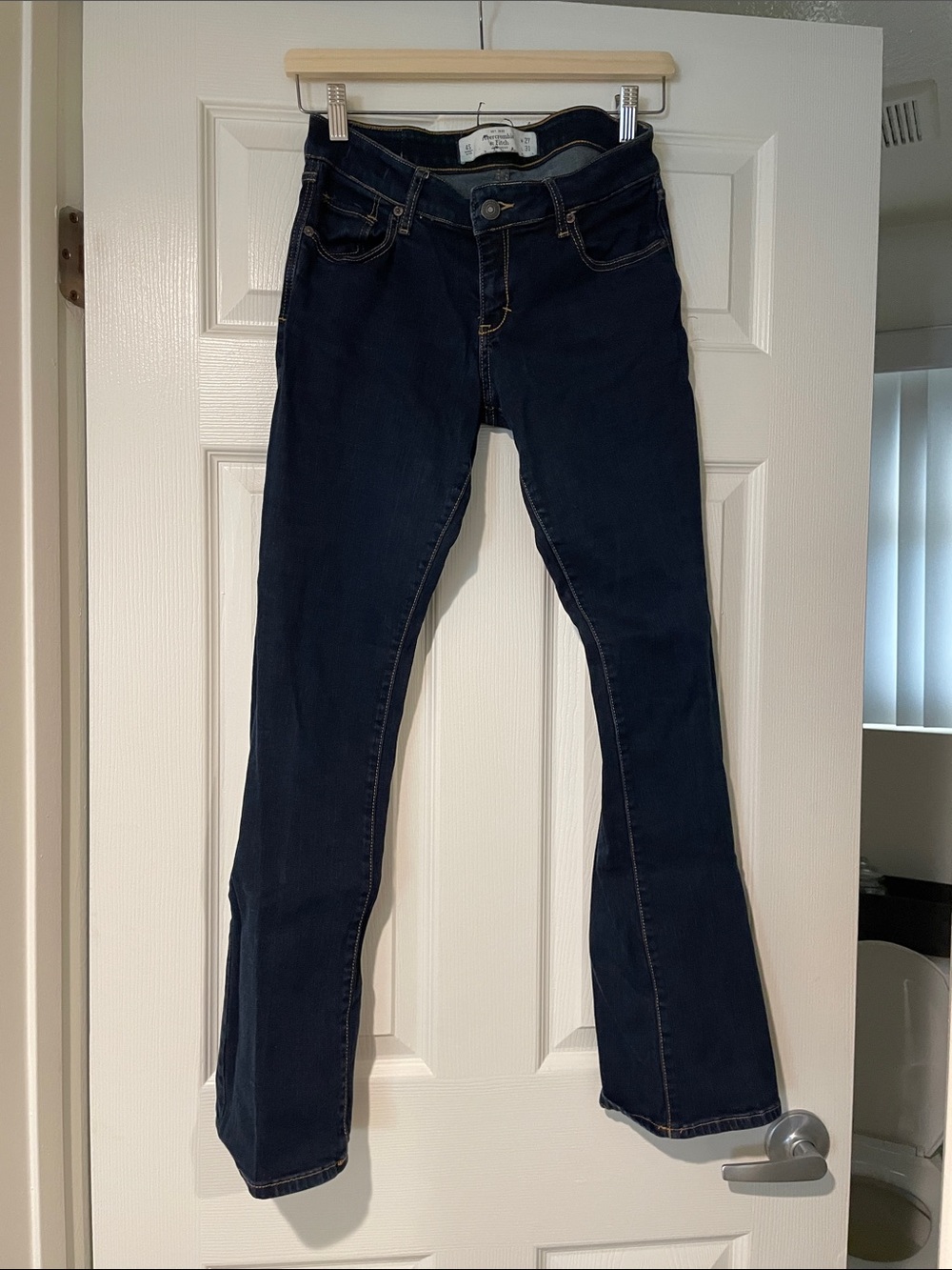 Abercrombie & Fitch Vintage Dark Blue Women's Slim Bootcut Jeans